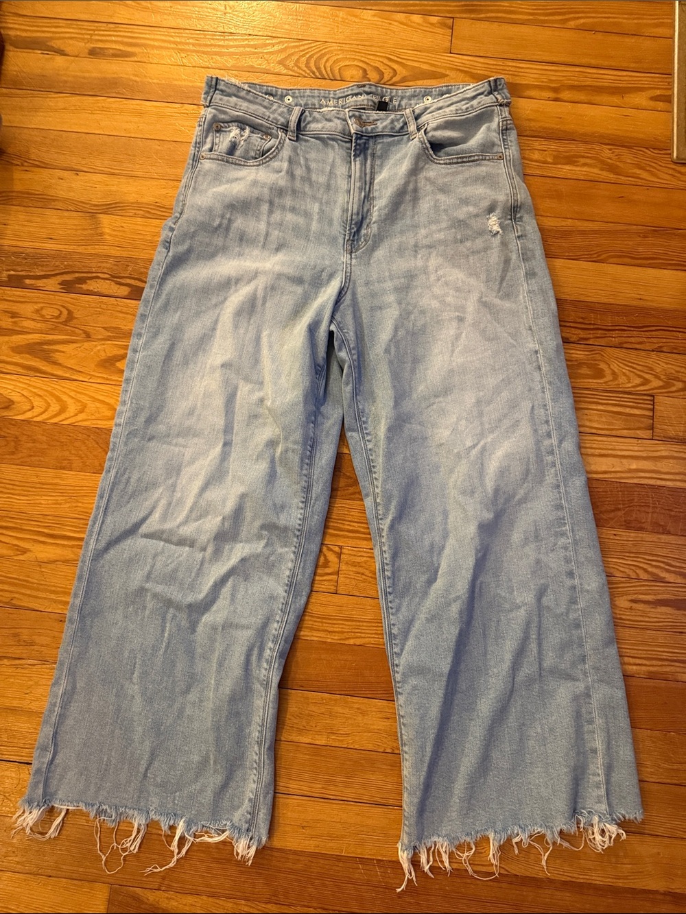 American Eagle, super high-rise, baggy, wide leg size 12 short